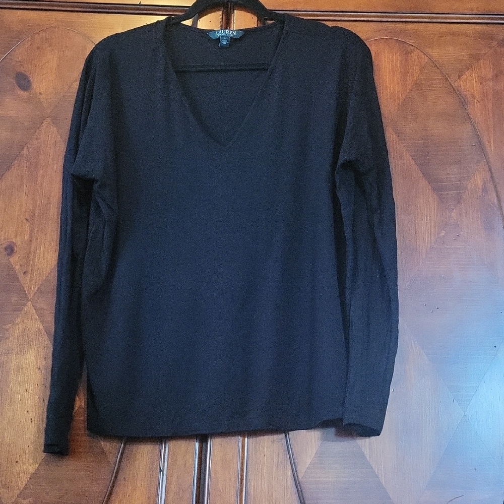 Lauren Ralph Lauren green tag black soft v neck long sleeve shirt